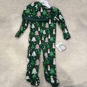 New Little Me Green Christmas Tree Print Holiday Bamboo Baby Sleeper 9 Months